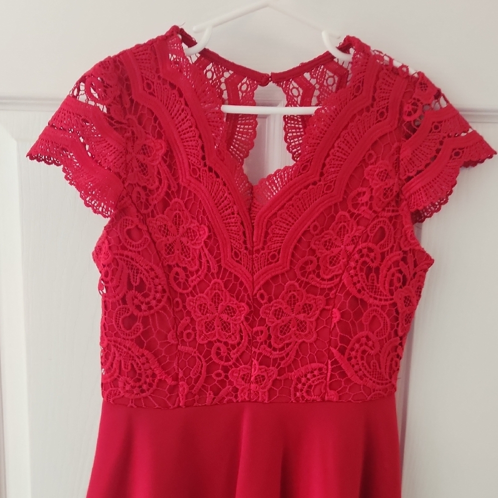 Rare Editions Scarlet Dress with Lace Trim - Picture 4 of 4